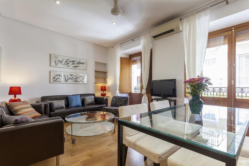 Artist'S Charming Design - Space Maison Apartments Севилья Экстерьер фото